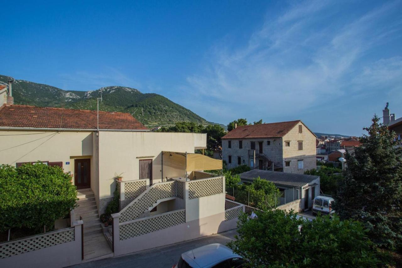 Apartmani Katija Komiža Exterior foto