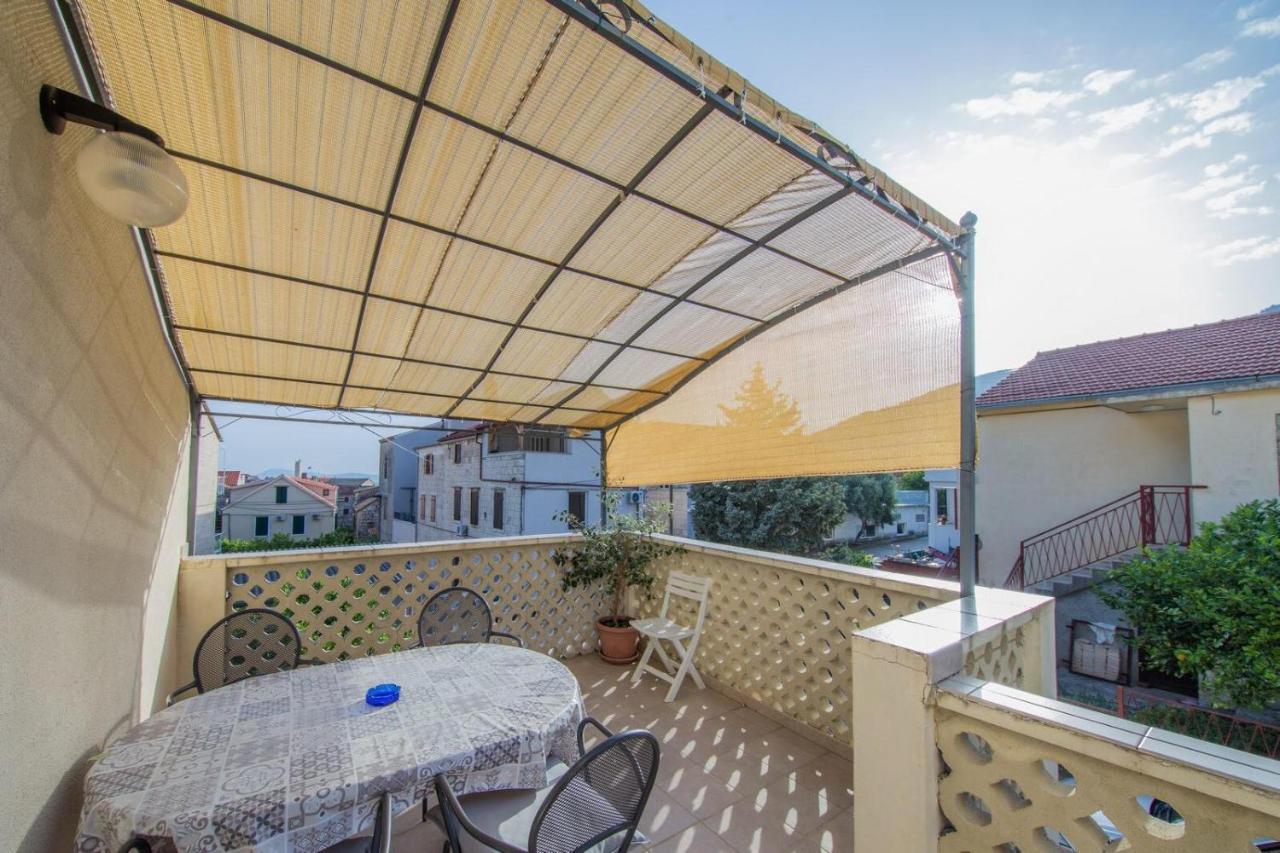 Apartmani Katija Komiža Exterior foto